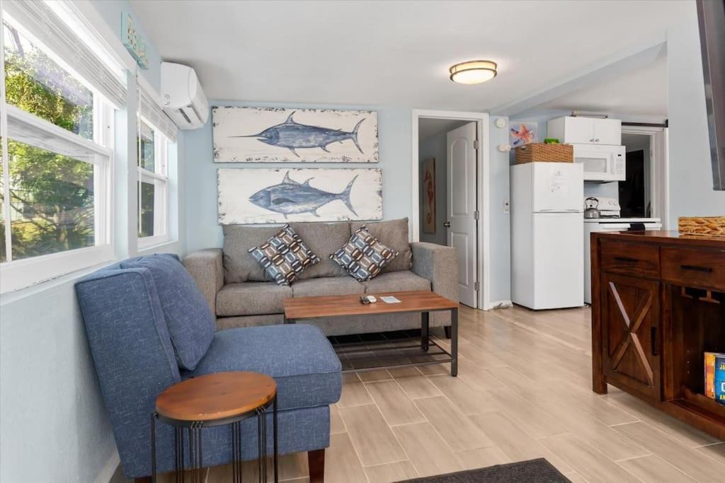 Waterfront Home 푼타고다 외부 사진